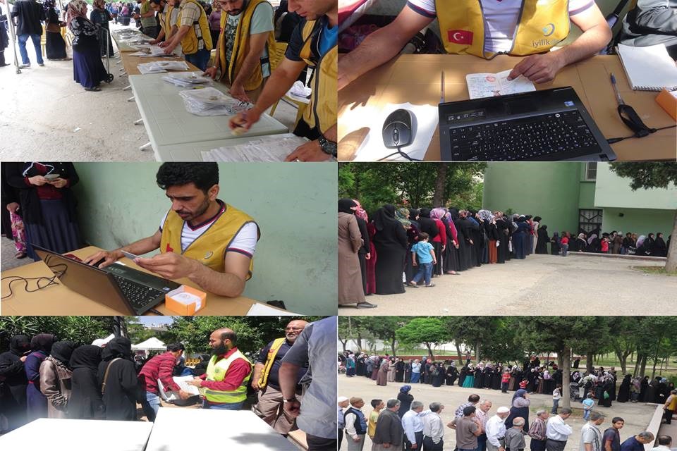 توزيع 4000 سلة إغاثية لبعض العوائل السورية في غازي عنتاب